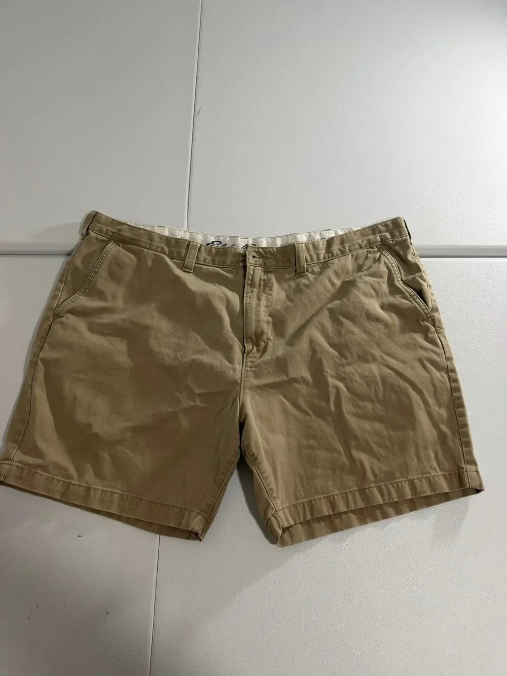 Eddie Bauer Legend Wash Chino Shorts Men's 44 Khaki Flat Front Cotton